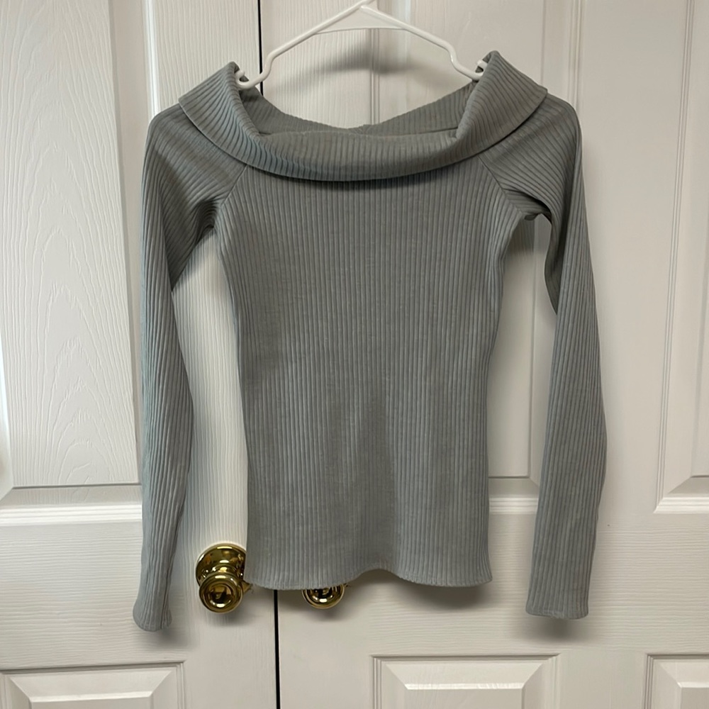 Abercrombie wide-neck grey long-sleeve top